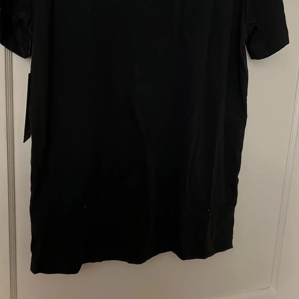 NWT true religion black tee shirt size: L